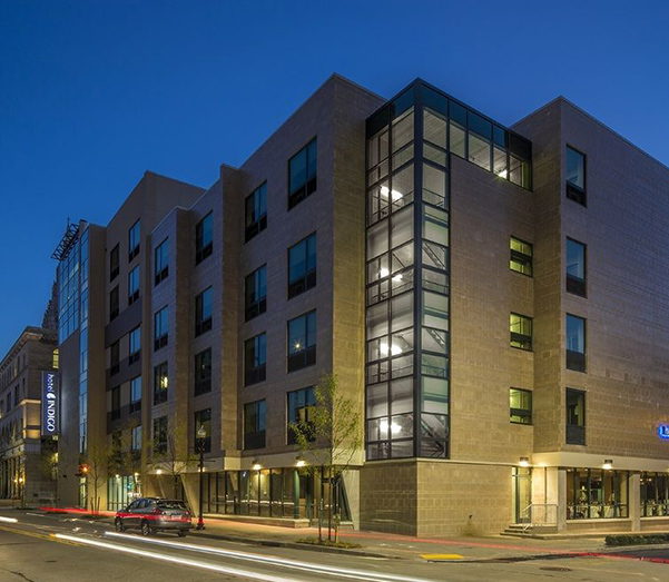 135-Key Hotel $18,600,000 Pittsburgh, PA